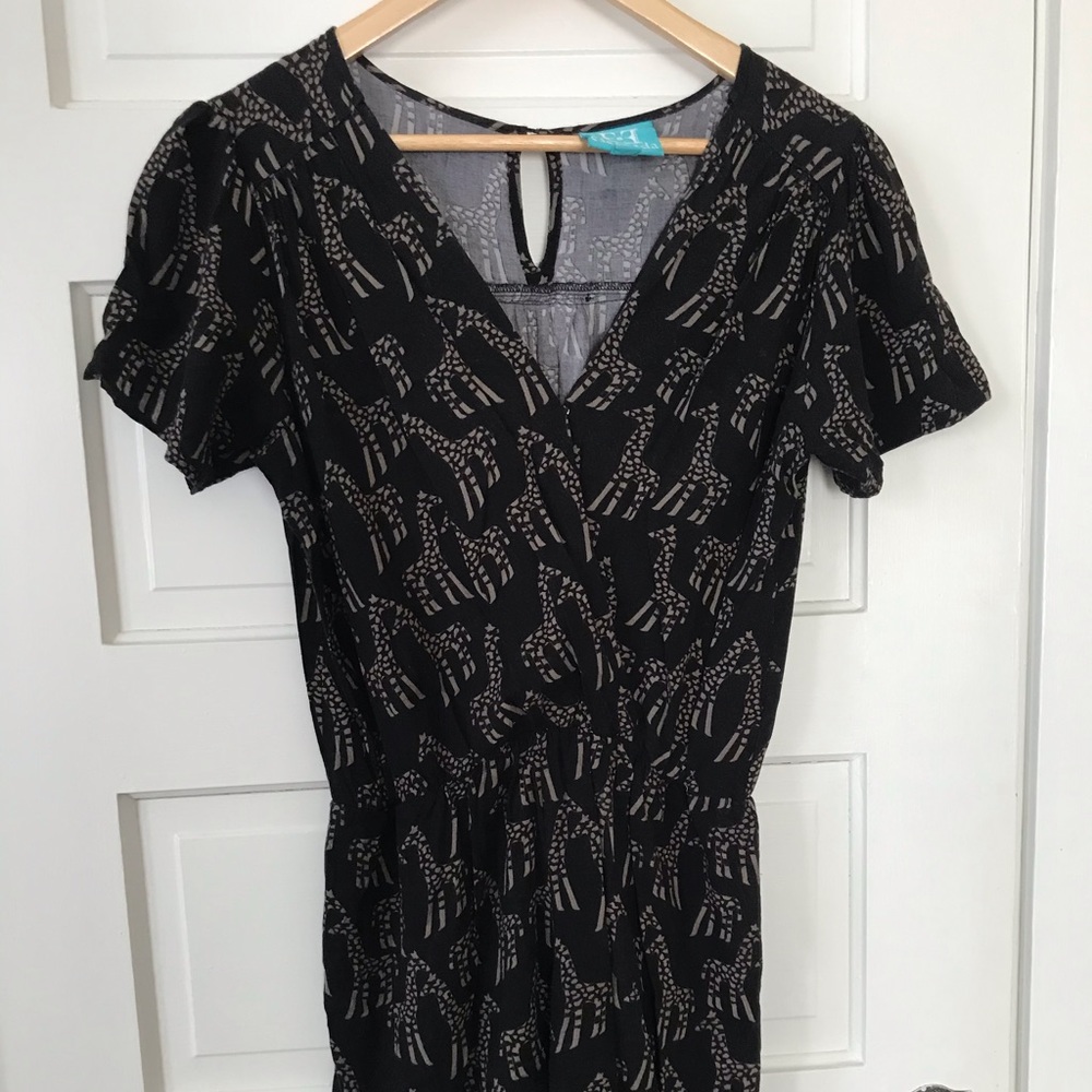 Super cute giraffe shorts romper